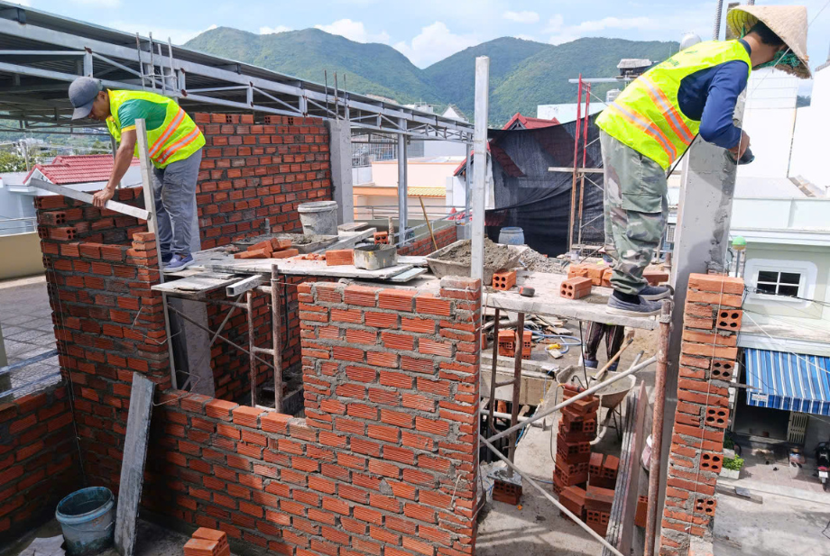 CẬP NHẬT TIẾN ĐỘ THI CÔNG: DỰ ÁN NHÀ PHỐ CHỊ LINH NHA TRANG